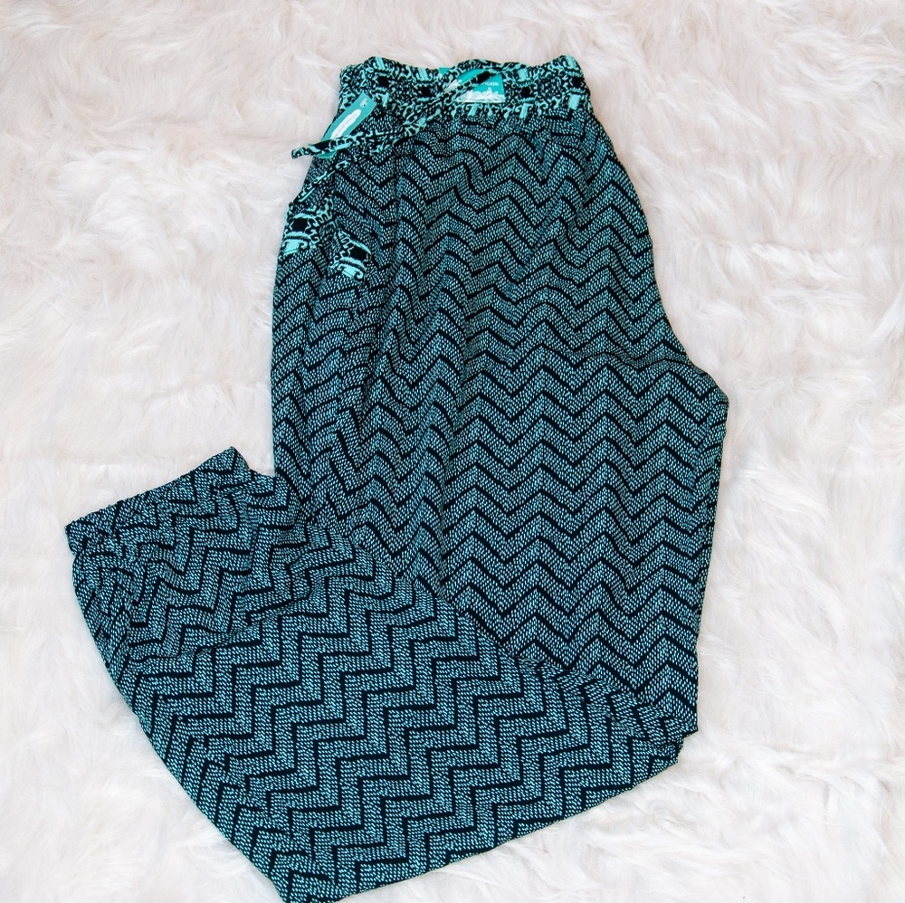 Green chevron pants